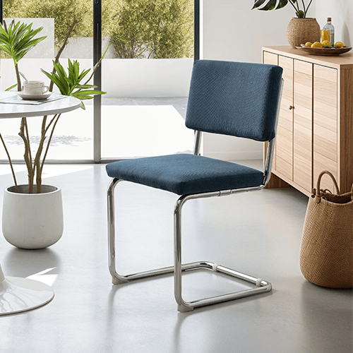 Lot de 2 chaises en velours côtelé bleu et métal chromé - Dulce