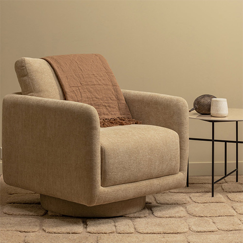 Fauteuil pivotant en tissu chenille beige - Oscar