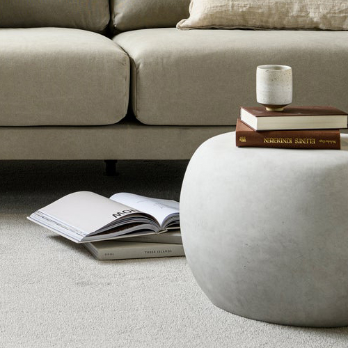 Table d’appoint organique en aspect béton - Pebble