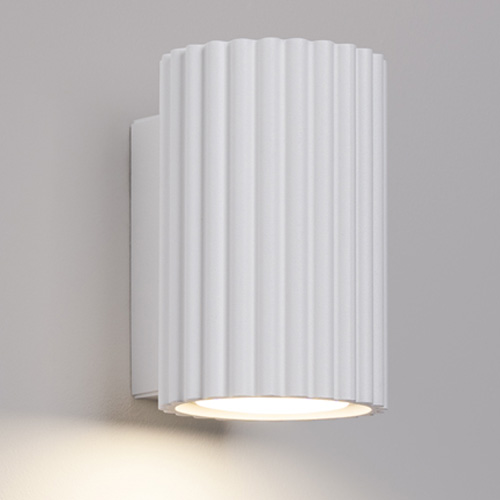 Applique en aluminium cannelé 10 cm blanc - Karbon