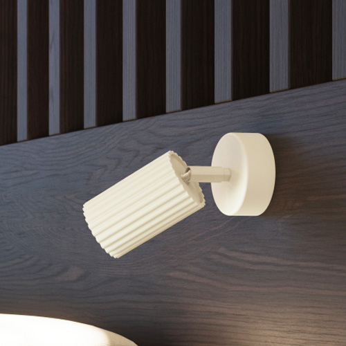 Applique en aluminium cannelé beige avec interrupteur - Karbon