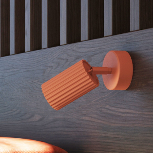 Applique en aluminium cannelé terracotta avec interrupteur - Karbon