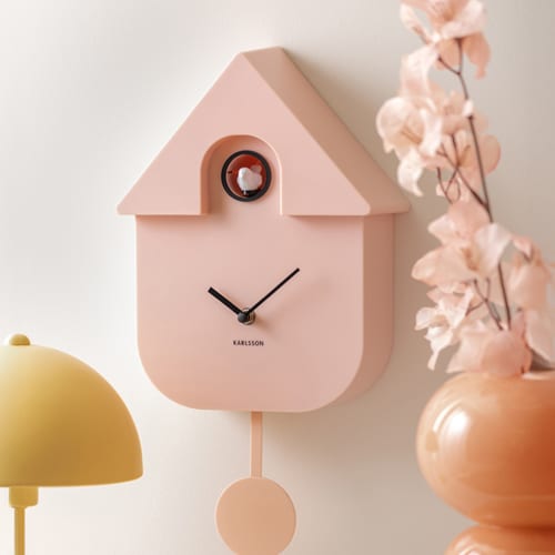 Horloge murale en métal rose - Modern Cuckoo
