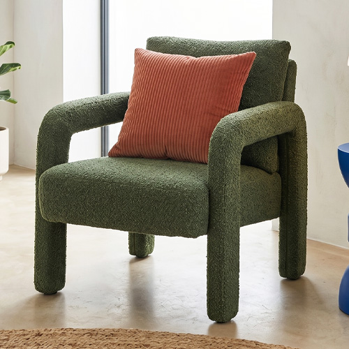 Fauteuil en bois et tissu bouclé vert kaki - Niko