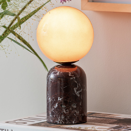 Lampe à poser sphérique en marbre bordeaux - taille S - Lazio