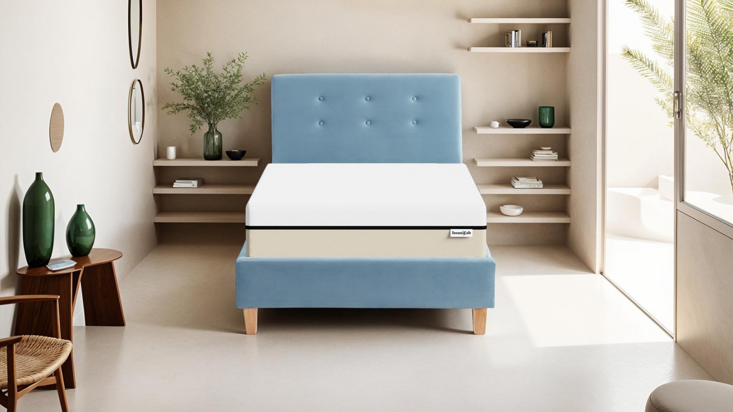 Ensemble lit 90x190 en velours bleu Milo + Matelas Hybride à ressorts ensachés et mémoire de forme - Spring Elite