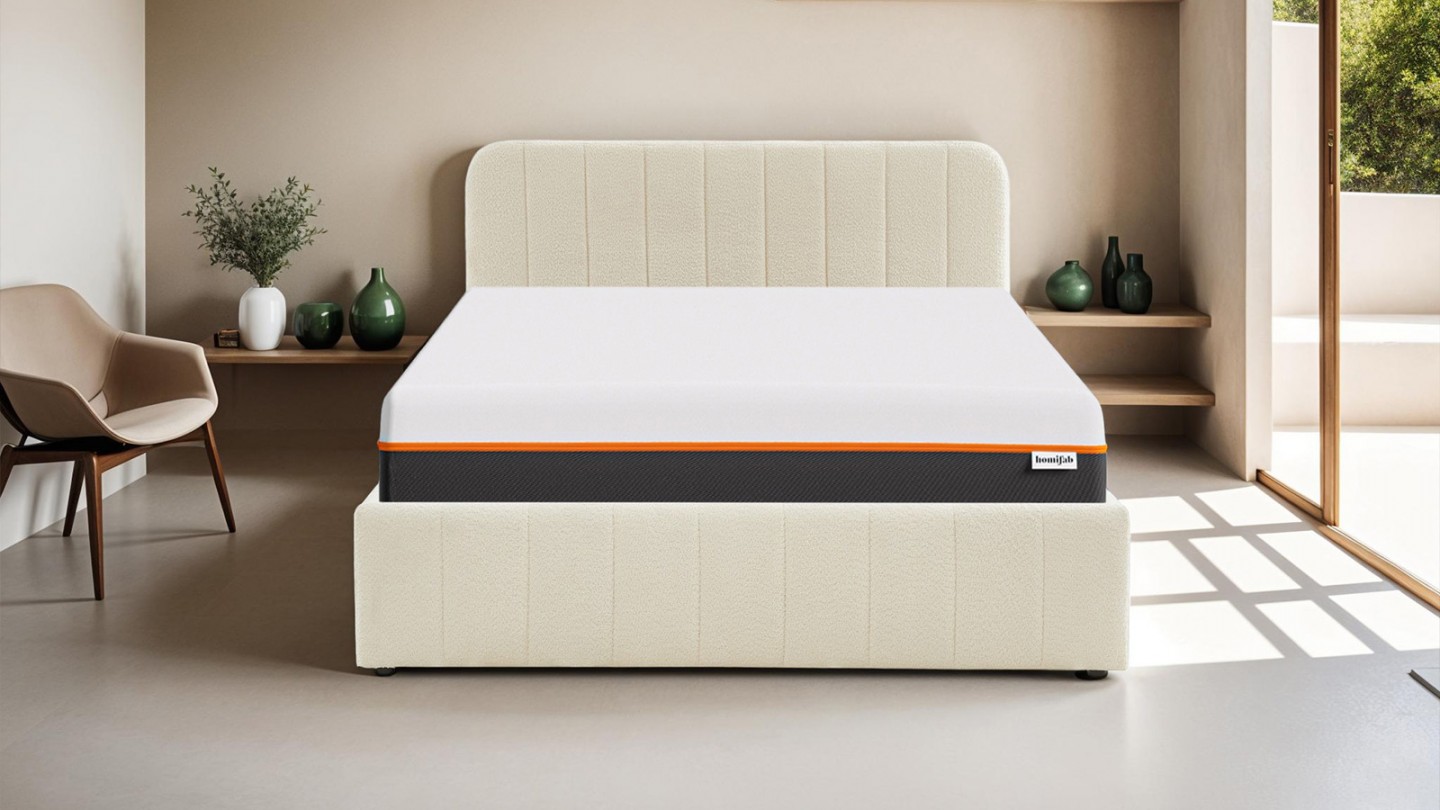 Ensemble lit coffre 160x200 en tissu bouclé écru Ava + Matelas mousse gel à mémoire de forme, double confort - Dual Confort