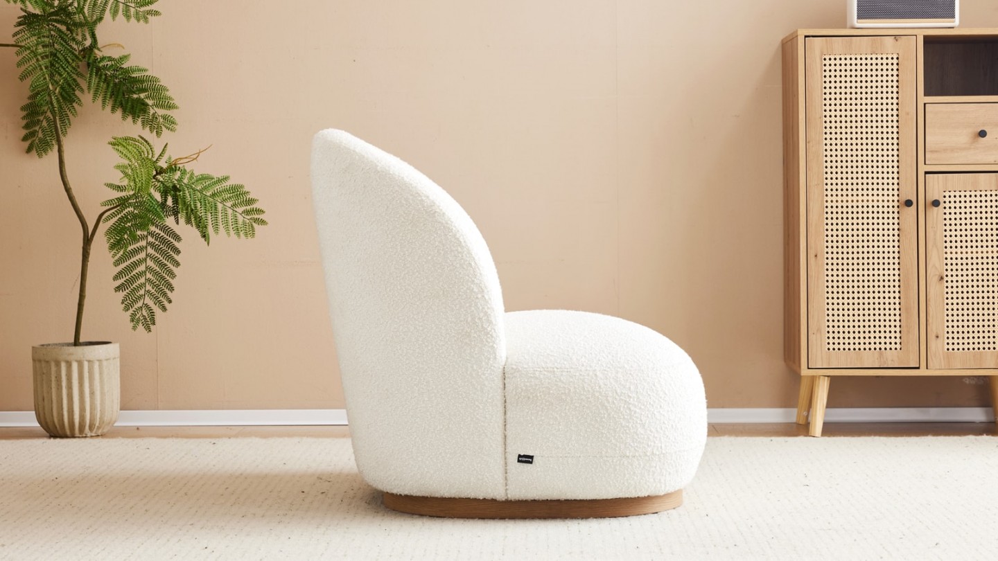 Fauteuil en tissu bouclette écru - Colette