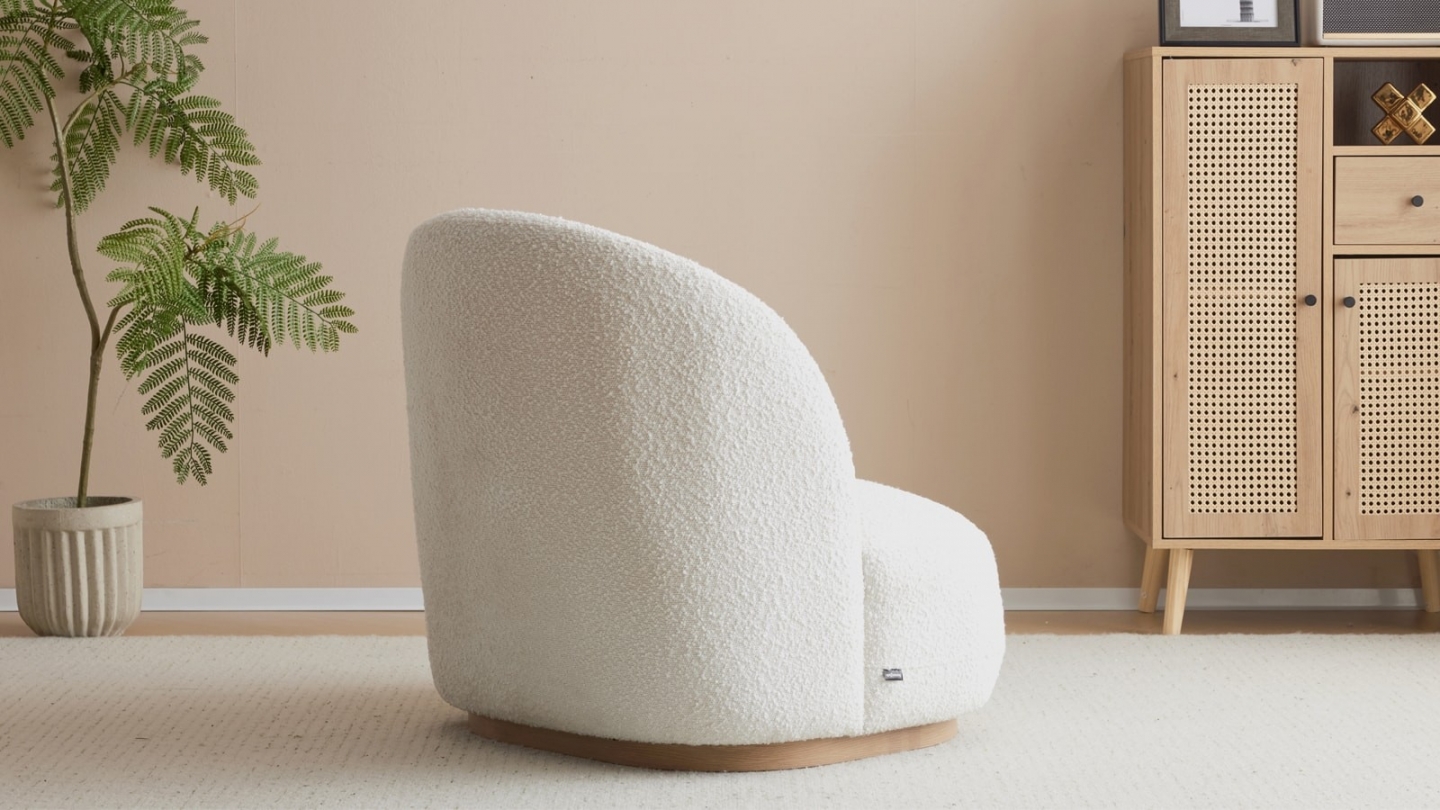 Fauteuil en tissu bouclette écru - Colette Fauteuil en tissu bouclette écru - Colette