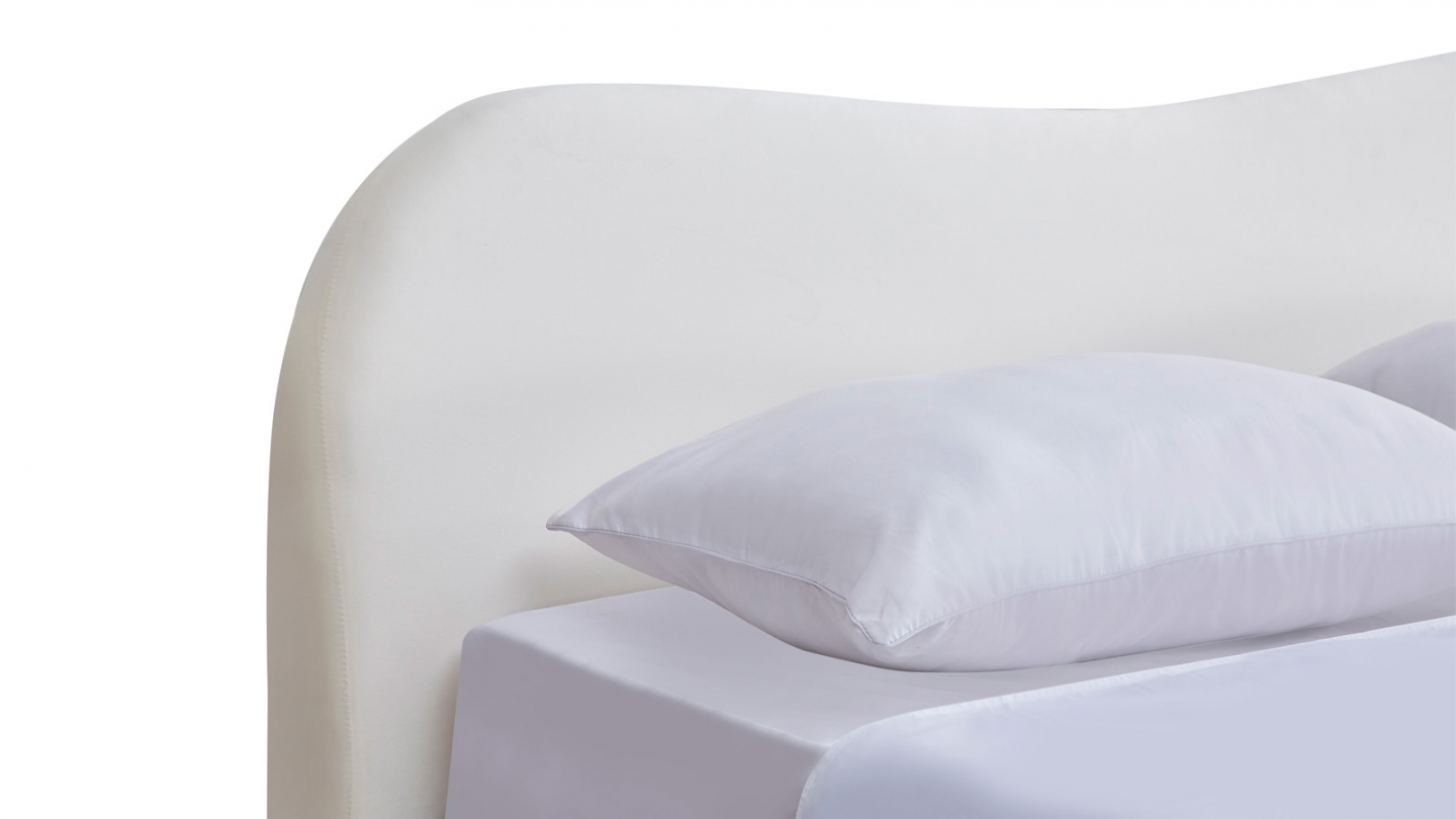 Lit adulte 140x190 cm avec tête le lit matelassée en velours beige - Ninon