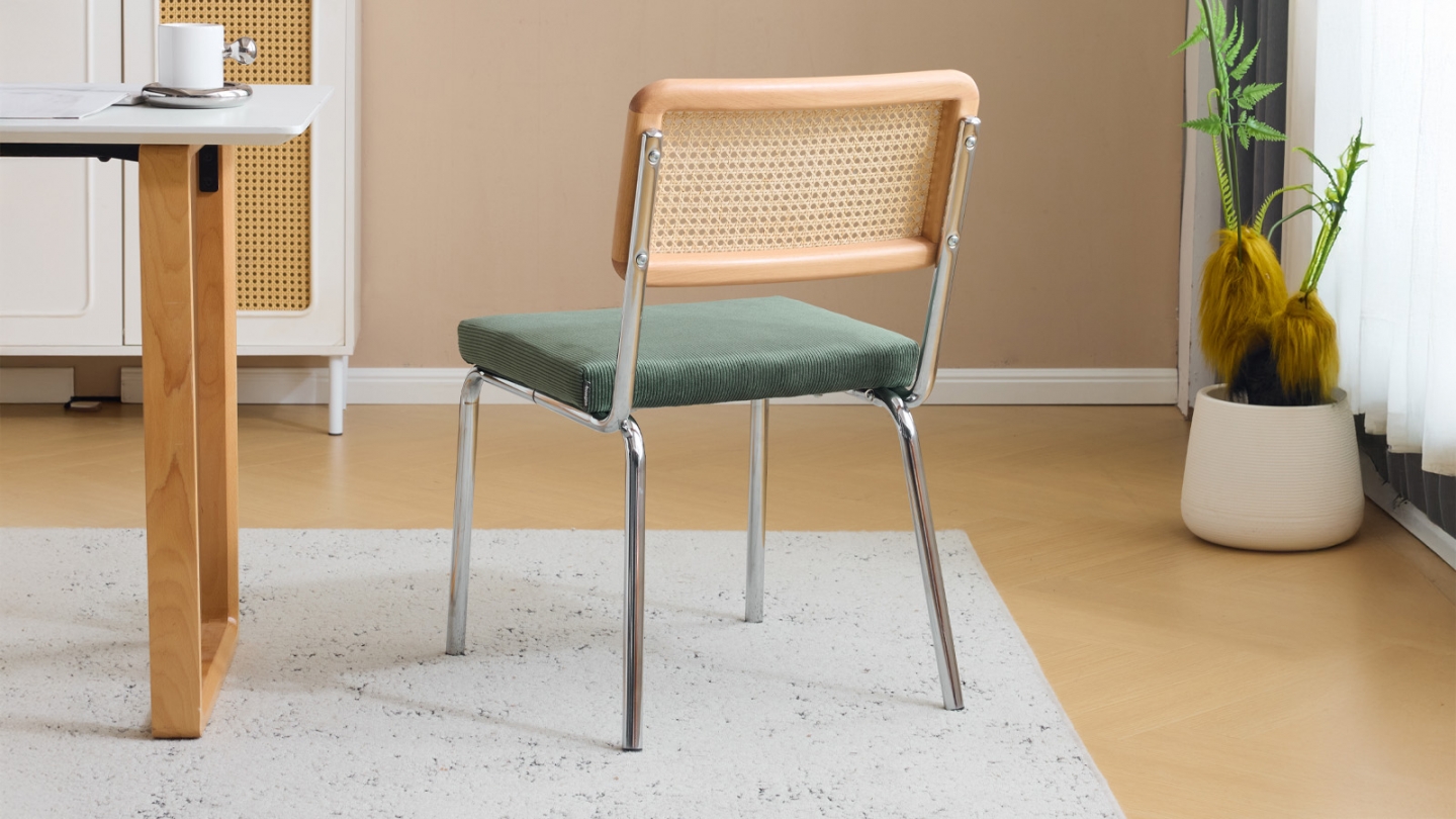 Lot de 2 chaises en acier chromé, cannage naturel et velours côtelé vert - Paula