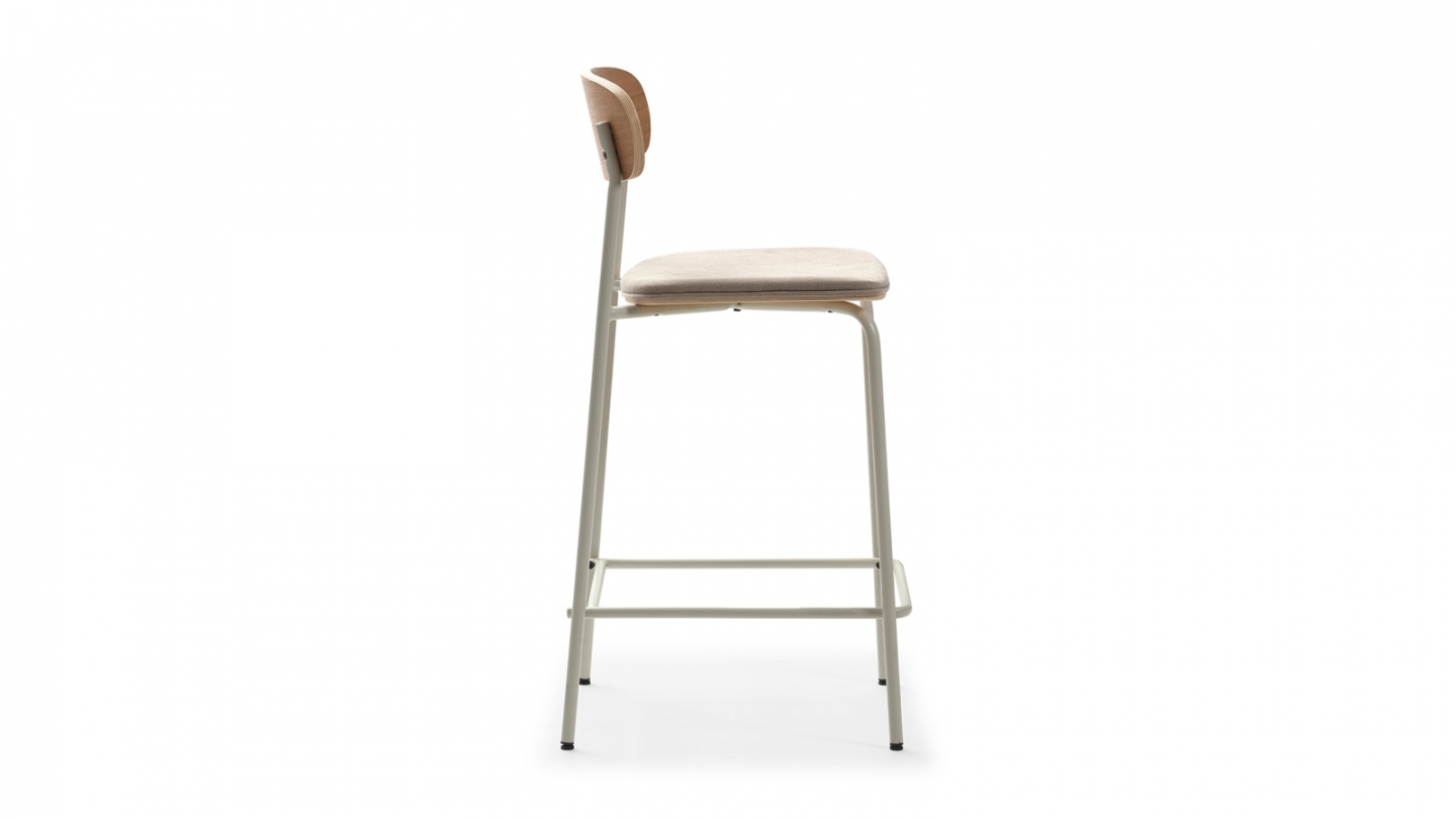 Lot de 2 tabourets de bar en tissu beige et effet bois - Svala