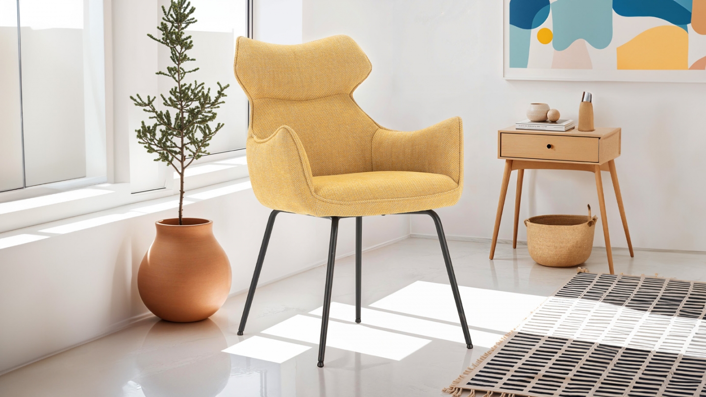 Lot de 2 fauteuils de table en tissu jaune moutarde - Iconic