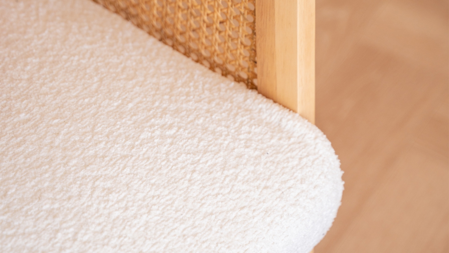 Fauteuil rotin et tissu bouclé écru - Mani