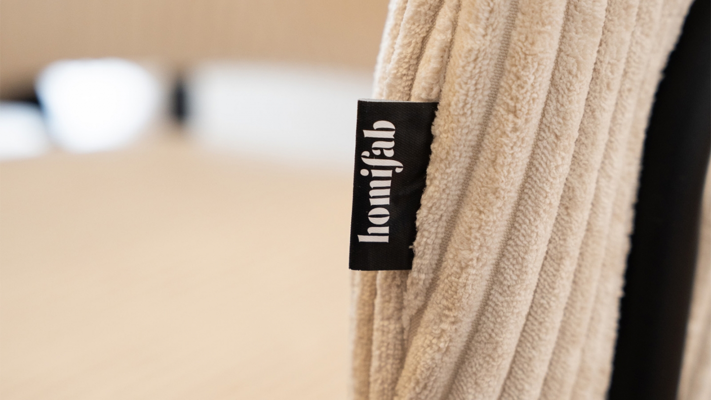 Lot de 2 fauteuils de table en velours côtelé beige - Malone