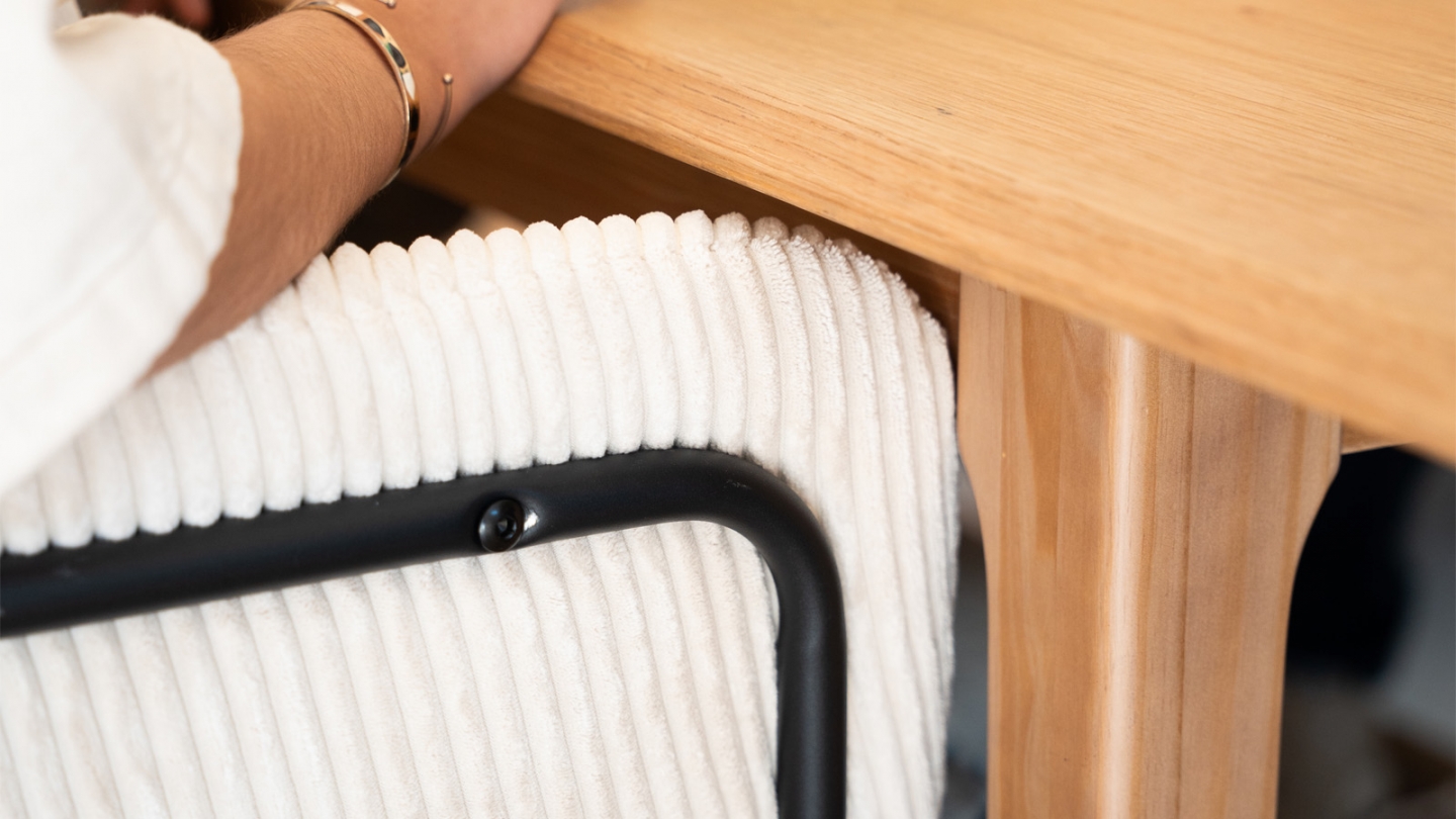 Lot de 2 fauteuils de table en velours côtelé beige - Malone