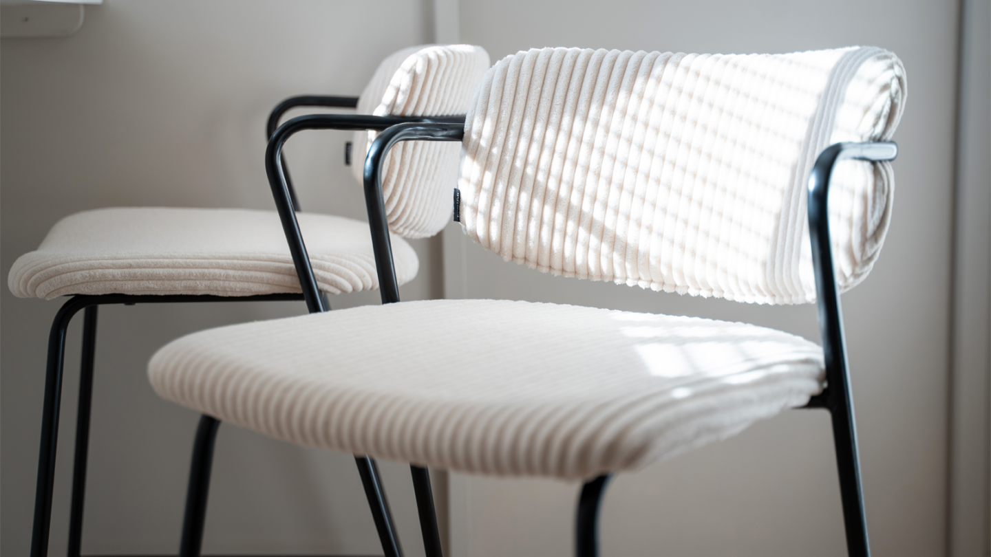 Lot de 2 tabourets de bar en velours côtelé beige - Jones