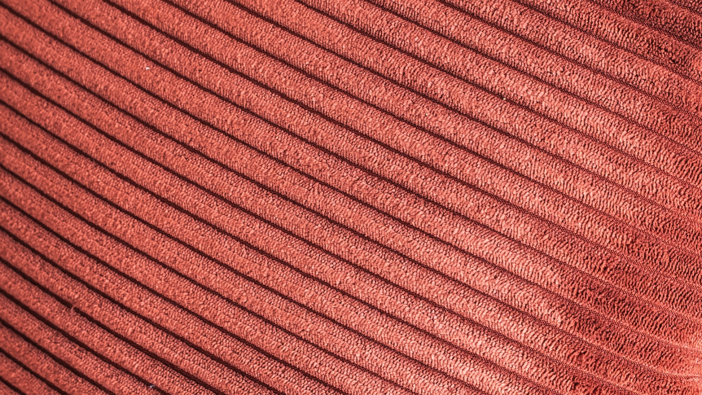 Canapé modulable panoramique 6 places avec méridienne à gauche + pouf en velours côtelé rouille - Modulo New Canapé modulable panoramique 6 places avec méridienne à gauche + pouf en velours côtelé rouille - Modulo New