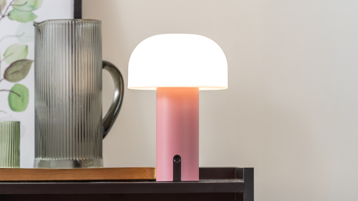 Lampe de table champignon LED en métal rose - Luca