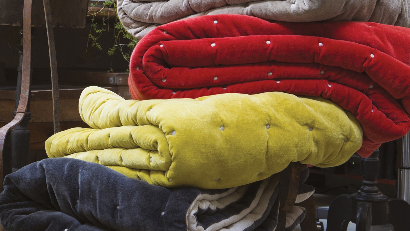 Edredon en velours uni Jaune 160 x 160 cm - Elise