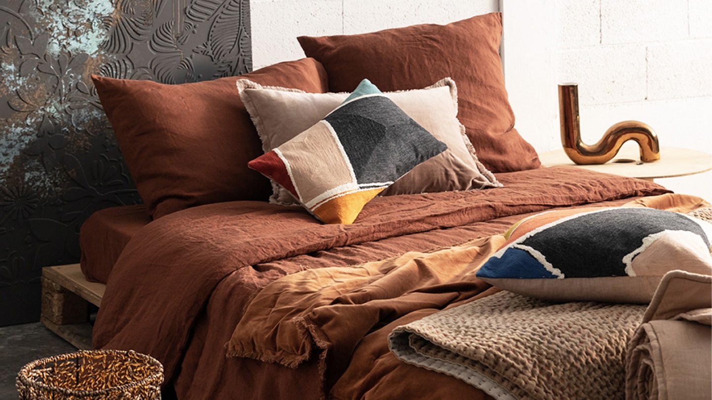 Edredon en velours marron 85 x 200 cm - Fara