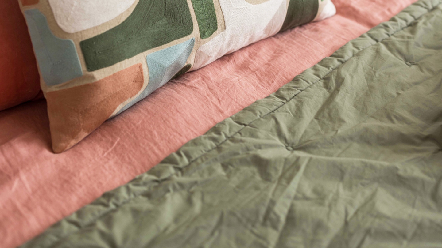 Jeté de lit en coton Vert 240 x 260 cm - Tika Jeté de lit en coton Vert 240 x 260 cm - Tika