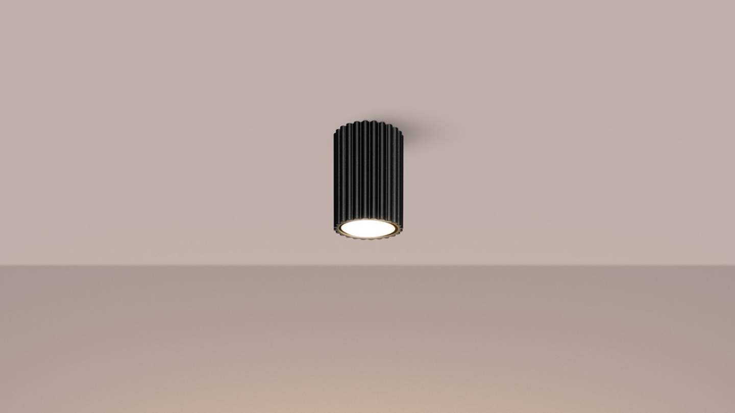 Plafonnier en aluminium cannelé 10 cm noir - Karbon