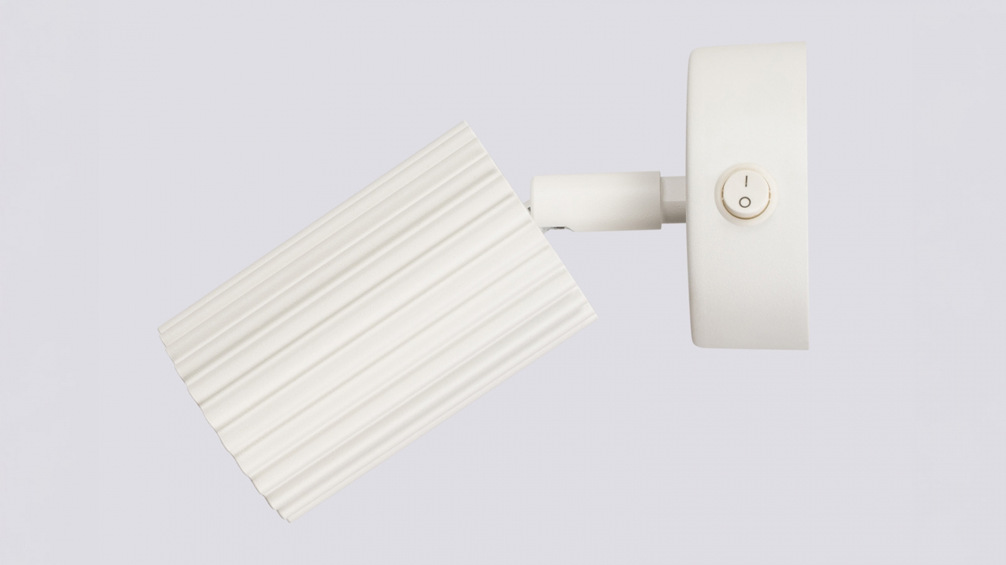 Applique en aluminium cannelé beige avec interrupteur - Karbon