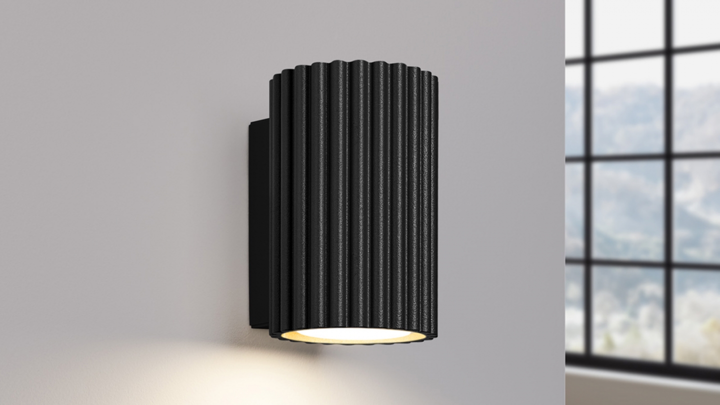Applique en aluminium cannelé 10 cm noir - Karbon