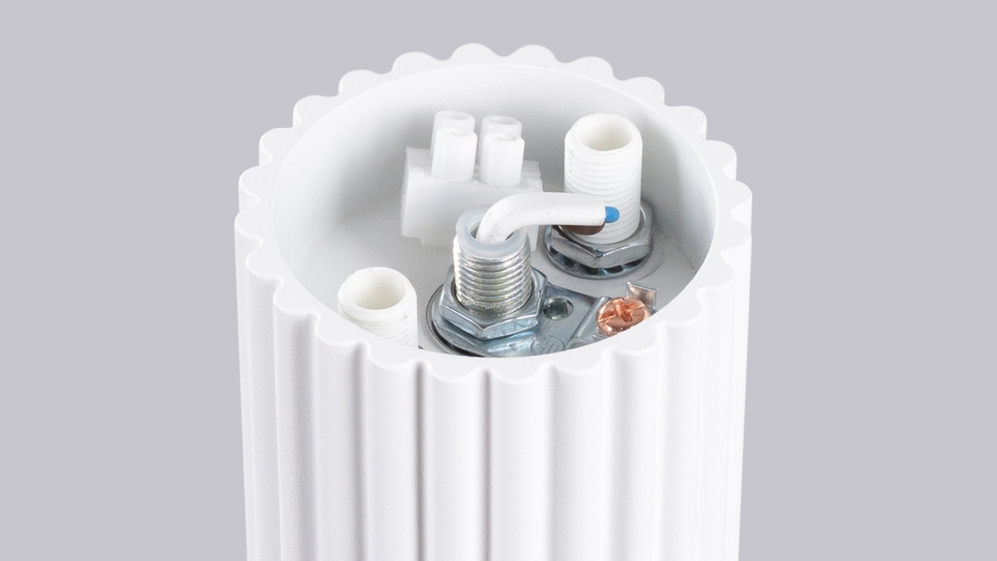 Plafonnier en aluminium cannelé blanc - Halo