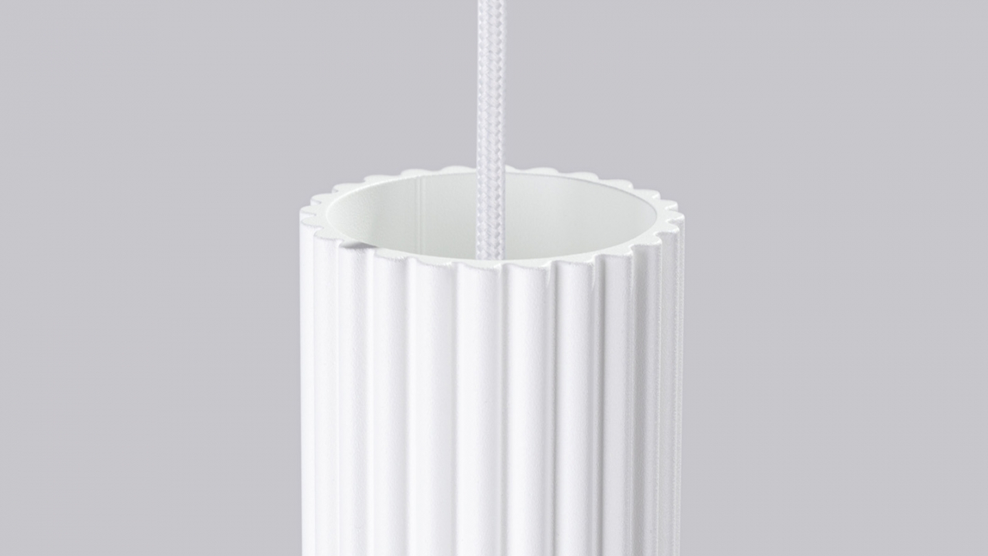 Suspension en aluminium cannelé blanc - Karbon