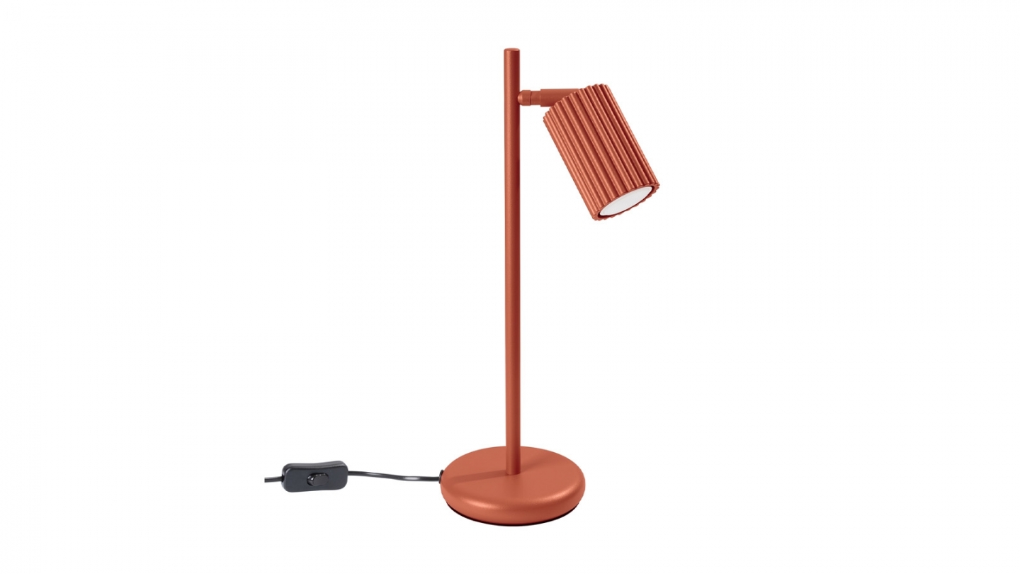 Lampe à poser en aluminium cannelé terracotta - Karbon Lampe à poser en aluminium cannelé terracotta - Karbon