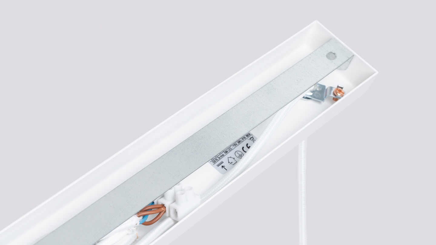 Suspension en aluminium cannelé 3 ampoules - Karbon Suspension en aluminium cannelé 3 ampoules - Karbon