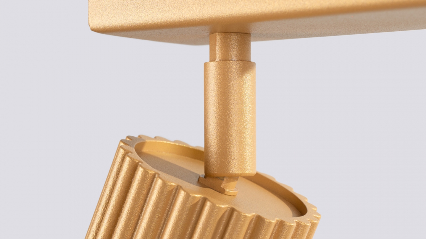 Plafonnier linéaire en aluminium cannelé 6 ampoules or - Karbon Plafonnier linéaire en aluminium cannelé 6 ampoules or - Karbon