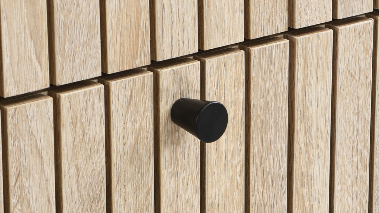 Lot de 2 tables de chevet 2 tiroirs rainurés couleur chêne L50xH55 cm - Solna Lot de 2 tables de chevet 2 tiroirs rainurés couleur chêne L50xH55 cm - Solna