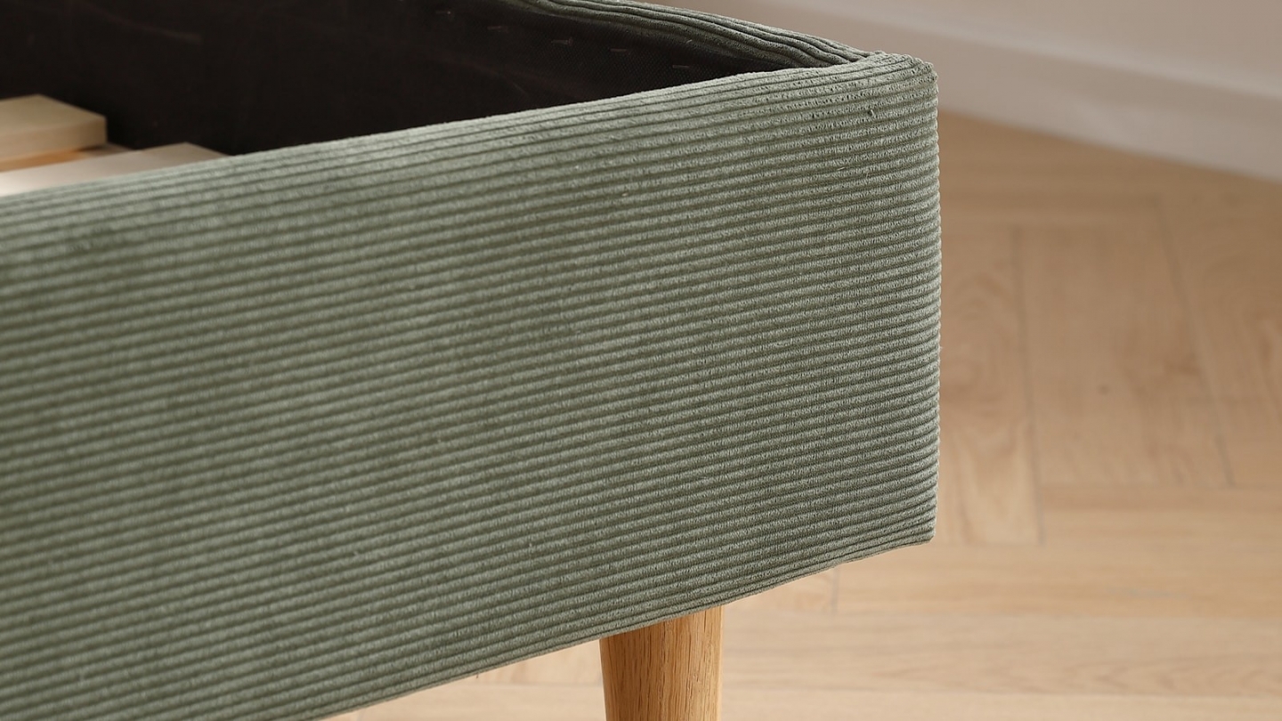 Ensemble Lit adulte 180x200 cm en velours côtelé vert kaki avec tête de lit en cannage Dalia + lot de 2 chevets Bali Ensemble Lit adulte 180x200 cm en velours côtelé vert kaki avec tête de lit en cannage Dalia + lot de 2 chevets Bali