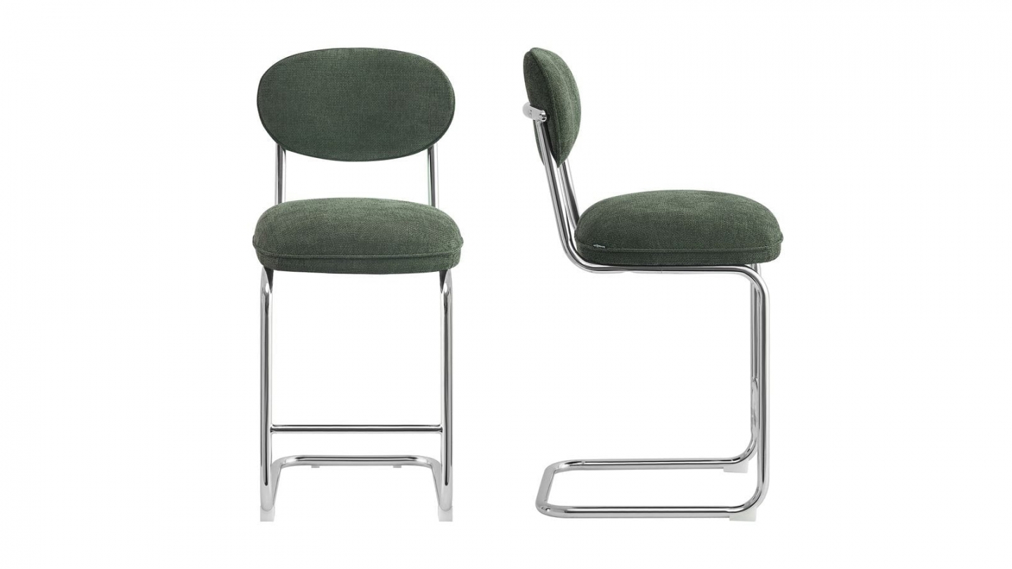 Lot de 2 tabourets de bar en tissu chenille vert, piètement chromé - Lou Lot de 2 tabourets de bar en tissu chenille vert, piètement chromé - Lou