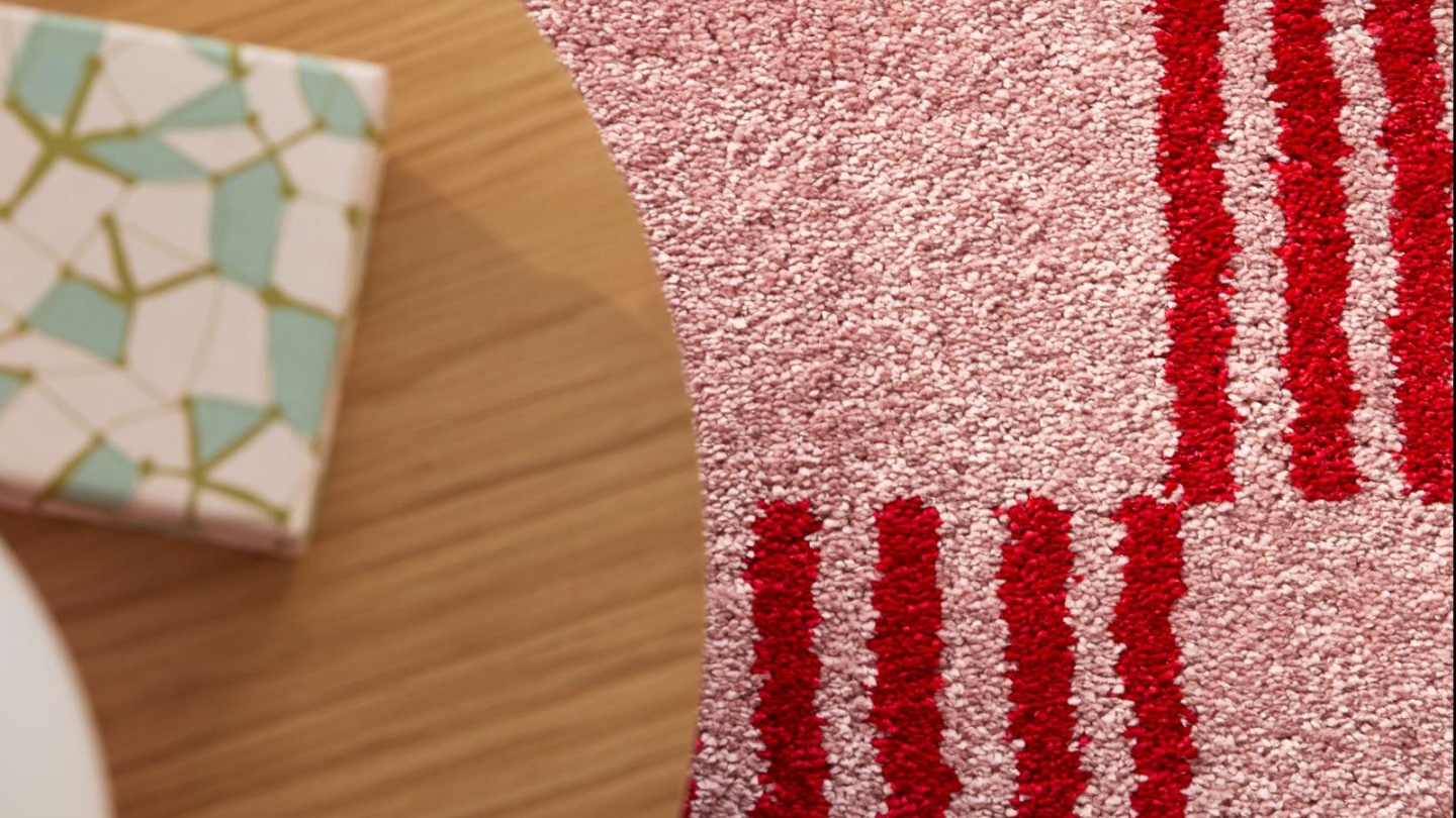 Tapis rétro damniere rouge 200x280 cm - Pop Vibes Tapis rétro damniere rouge 200x280 cm - Pop Vibes