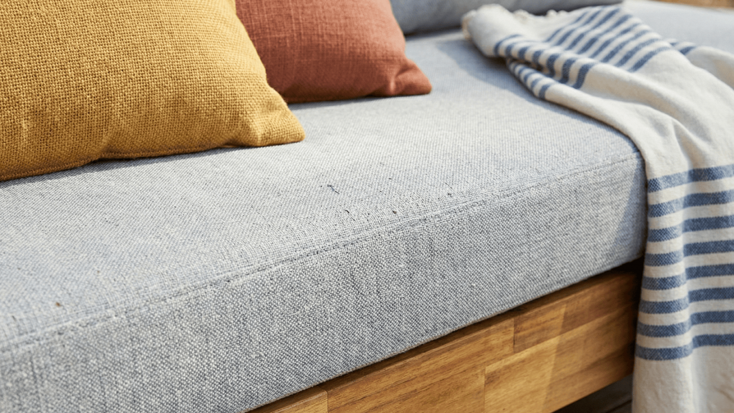 Salon de jardin 5 places en bois FSC - Coussins gris chine - Capri Salon de jardin 5 places en bois FSC - Coussins gris chine - Capri