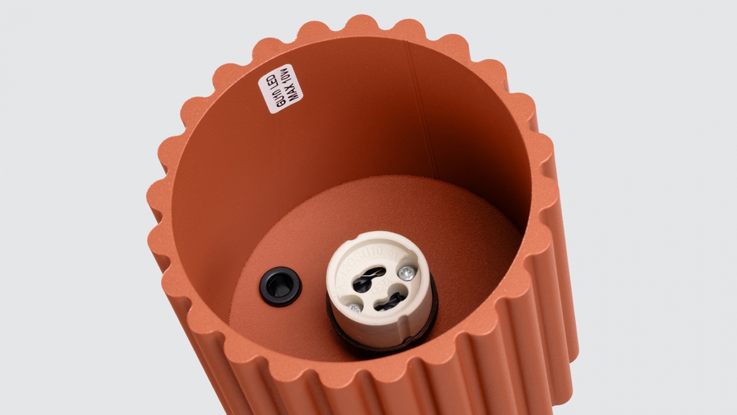 Plafonnier cannelé terracotta - Aura Plafonnier cannelé terracotta - Aura