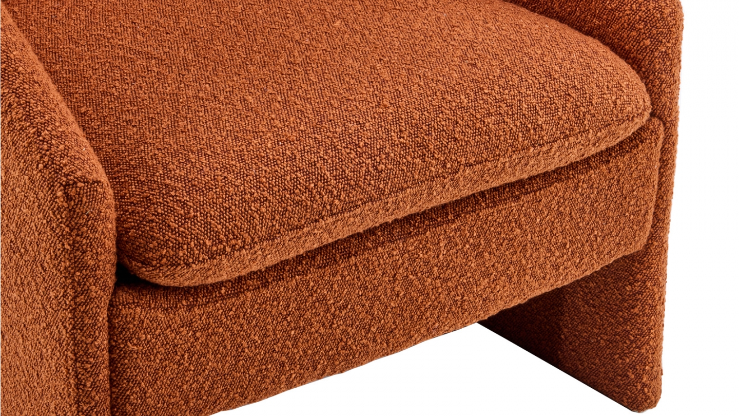 Fauteuil en bois et tissu bouclé rouille - Ami Fauteuil en bois et tissu bouclé rouille - Ami