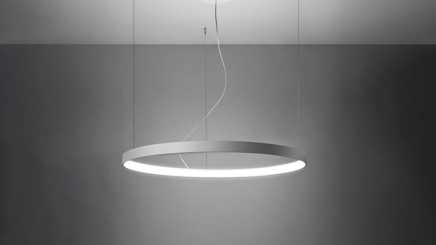 Suspension ronde noire à Led 110 cm - 4000K - Rio Suspension ronde noire à Led 110 cm - 4000K - Rio