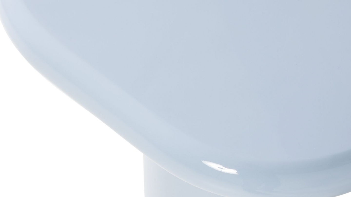 Table d'appoint carrée à bords arrondis laquée bleu clair brillant 50 cm - Zava Table d'appoint carrée à bords arrondis laquée bleu clair brillant 50 cm - Zava