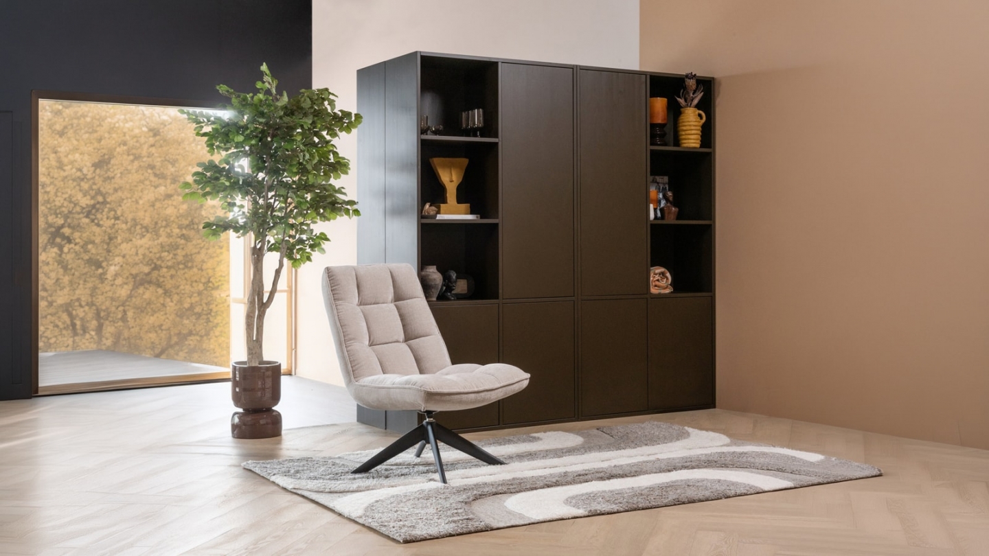 Buffet haut 3 portes - 3 niches à droite - en pin cannelé brun moyen 108 cm - Meggy Buffet haut 3 portes - 3 niches à droite - en pin cannelé brun moyen 108 cm - Meggy