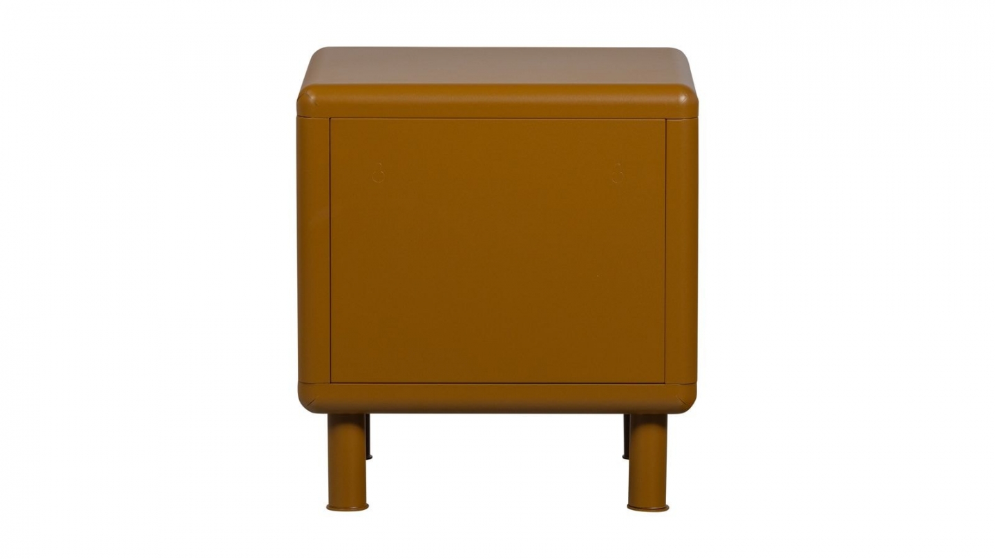 Table de chevet 2 tiroirs arrondie en métal jaune miel 45 cm - Rune Table de chevet 2 tiroirs arrondie en métal jaune miel 45 cm - Rune