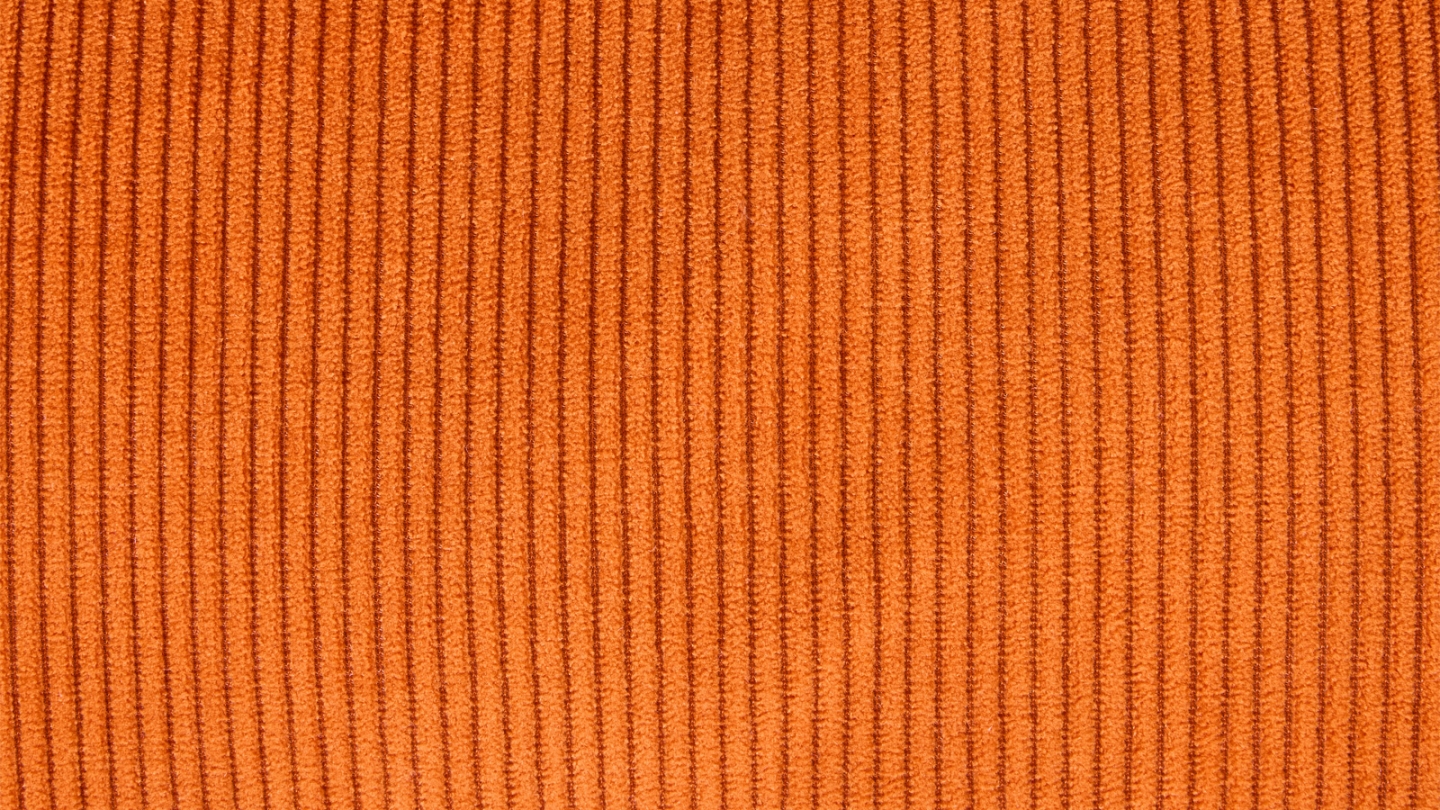 Fauteuil pivotant en velours côtelé orange et piètement chromé - Julia Fauteuil pivotant en velours côtelé orange et piètement chromé - Julia