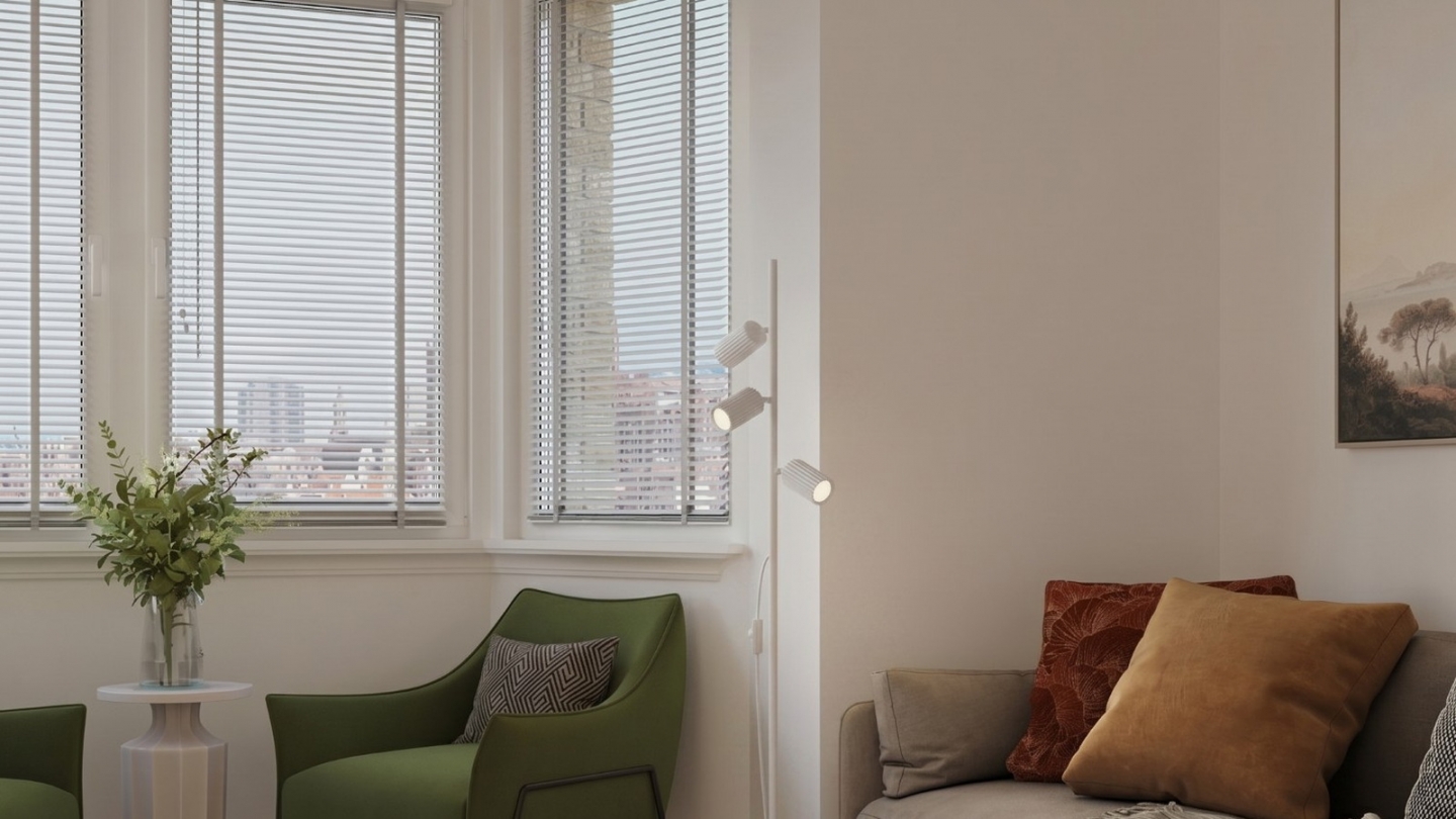 Lampadaire en aluminium blanc 155 cm 3 lumières - Karbon Lampadaire en aluminium blanc 155 cm 3 lumières - Karbon