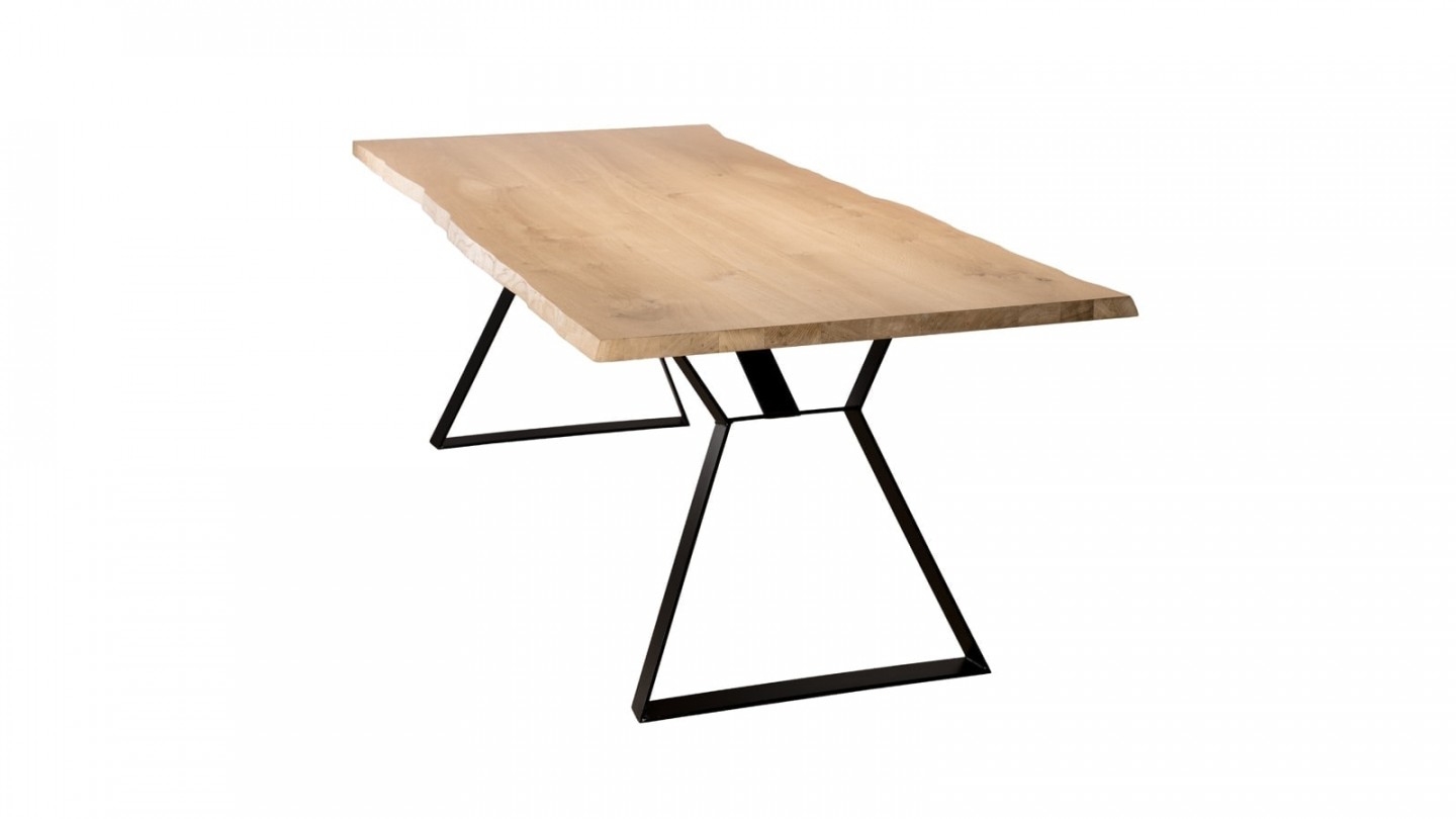 Table à manger 230x100cm en chêne piètement métal noir - Collection Maxence