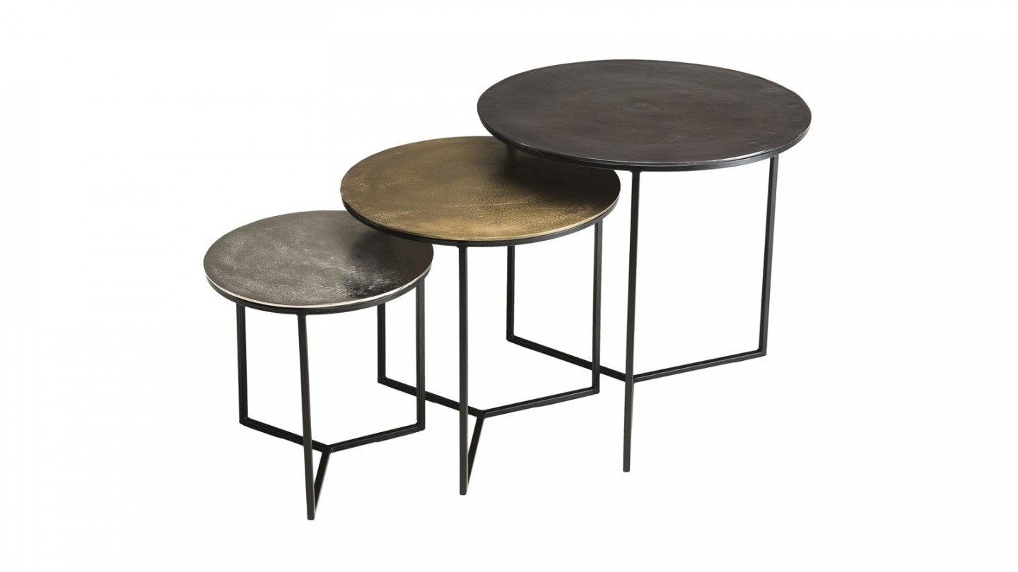 Set de 3 tables gigognes en aluminium noir doré argenté piètement métal - Collection Johan