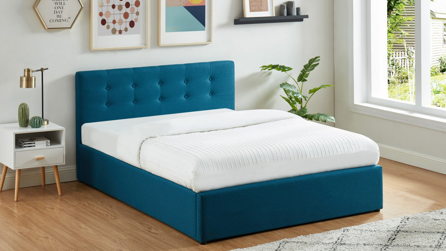 Ensemble lit coffre Tina en tissu bleu canard 140x190cm + Matelas mousse Clean Confort 19 cm